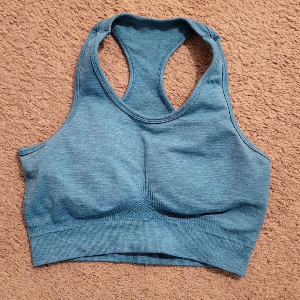 Alphalete sports bra
